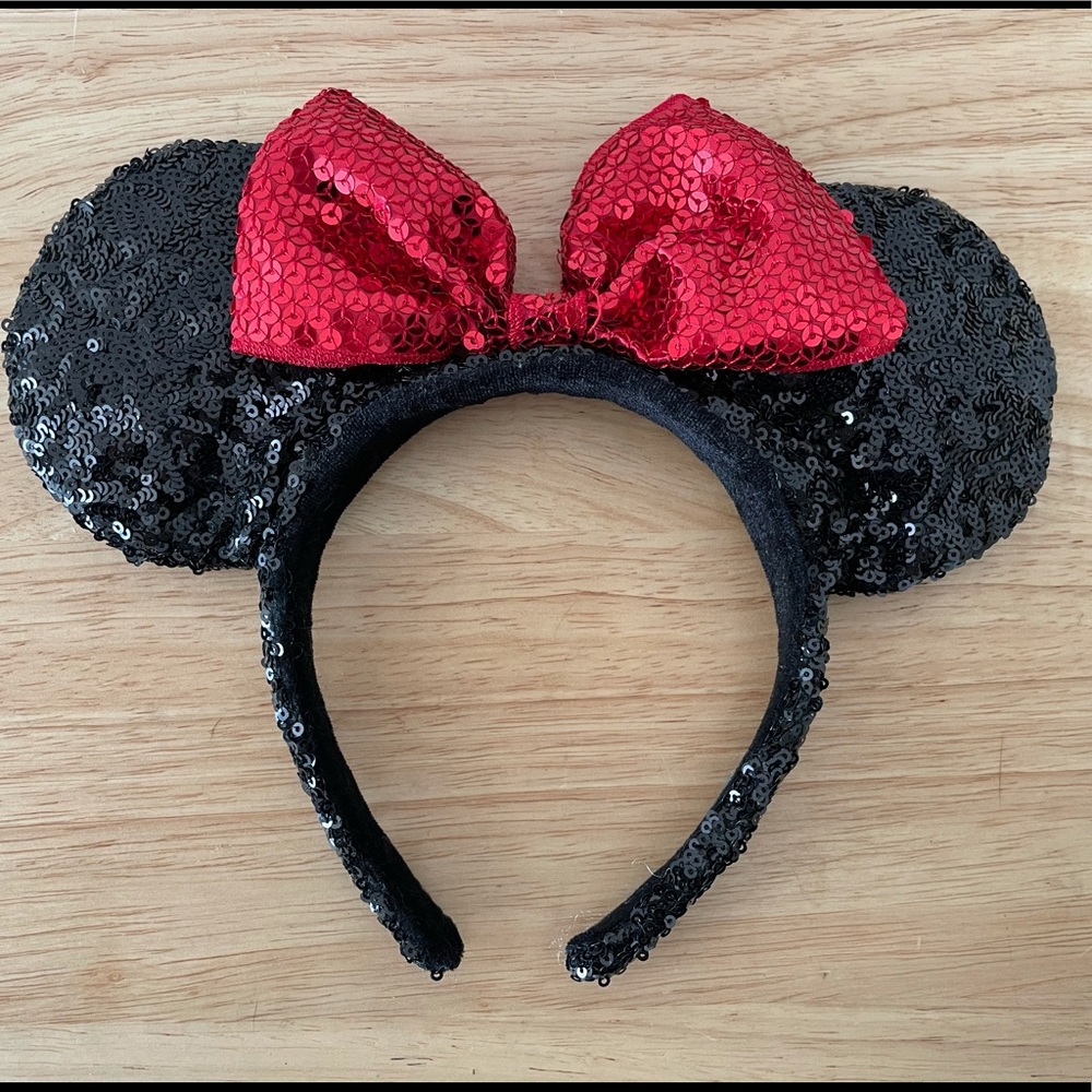 Disney Traditional Minnie Mouse Ears